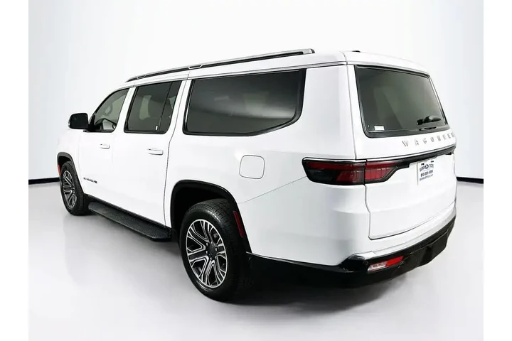 $37978 : Jeep Wagoneer L 2024 4x4 Ser image 4