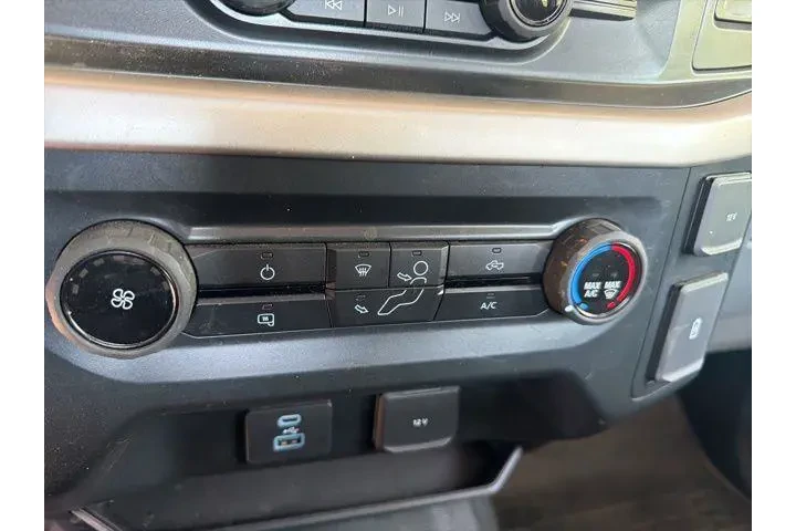 $23992 : Ford F-150 2021 4x2 XL 4dr S image 9