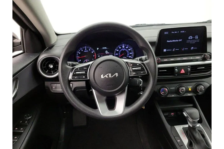 $19998 : Kia Forte 2024 LXS 4dr Sedan image 10