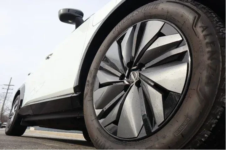 $18460 : Nissan Ariya 2024 Engage 4dr image 10