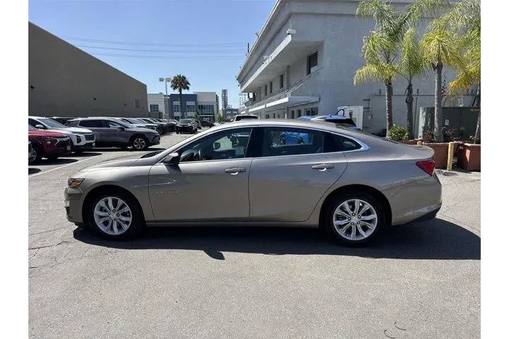 $19900 : Chevrolet Malibu 2025 LT 4dr image 6