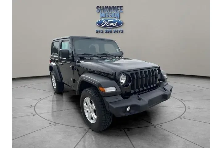$27775 : Jeep Wrangler 2022 4x4 Sport image 3
