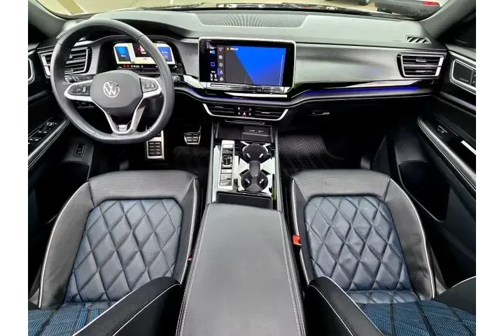 $35981 : Volkswagen Atlas Cross Sport image 9