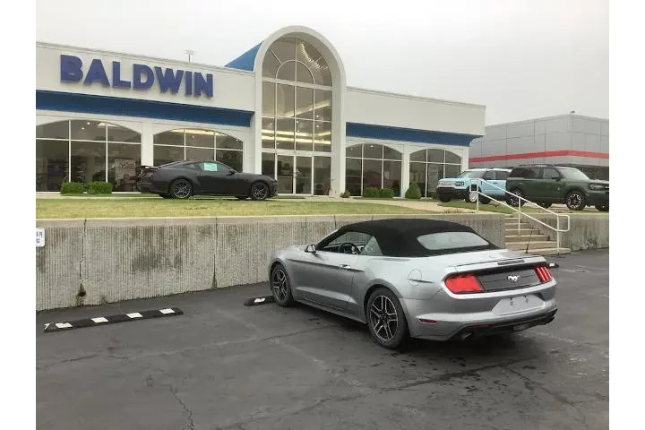 $25950 : Ford Mustang 2023 EcoBoost P image 5