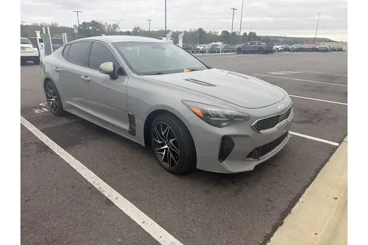 $23490 : Kia Stinger 2022 GT-Line 4dr image 1
