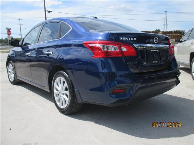 $13895 : 2018 Sentra image 4