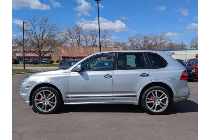 $24975 : 2010 Cayenne GTS Tiptronic image 6