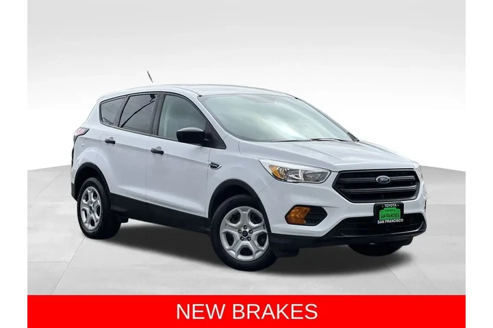 $9998 : 2017 Escape S image 7