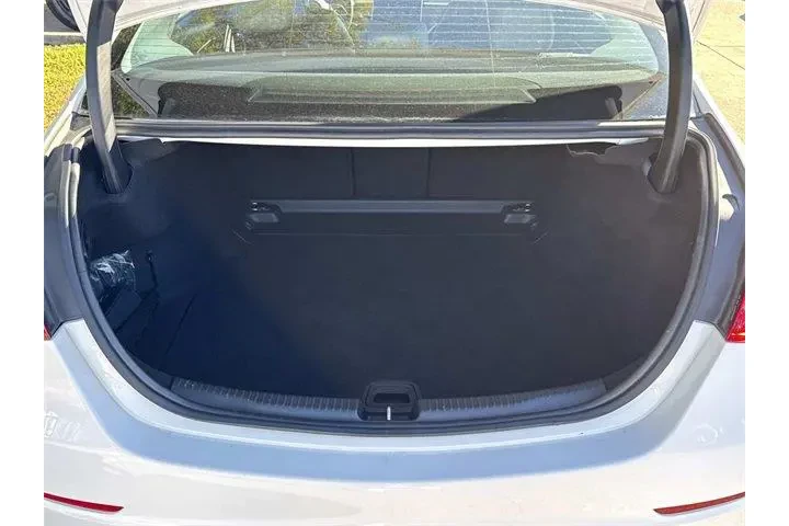 $32629 : Mercedes-Benz C-Class 2022 C image 6