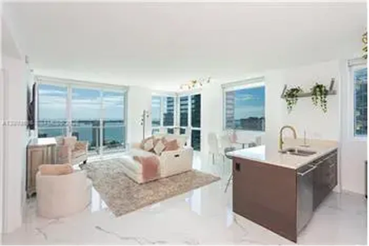 $5750 : Rental property with 2 bedro image 7