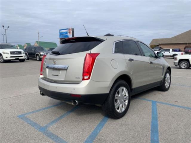 2013 SRX image 8