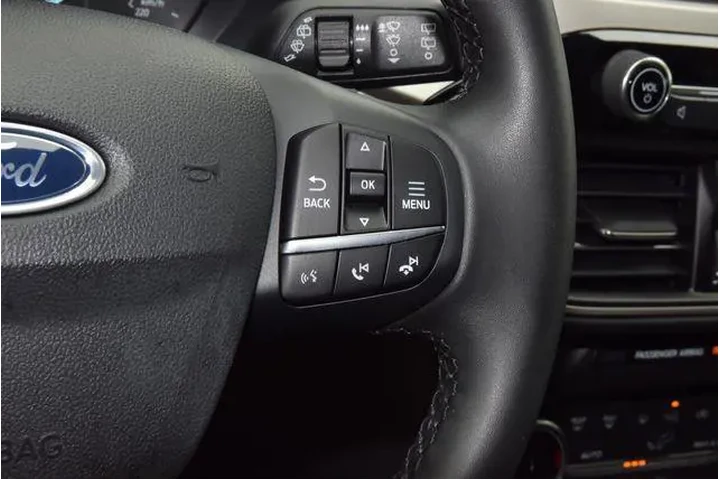$19506 : Ford Escape 2022 SE 4dr SUV image 10