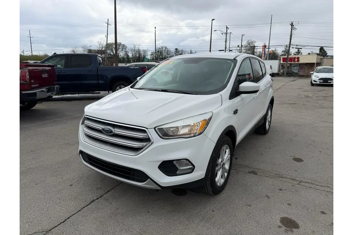 $6980 : 2017 Escape SE image 8