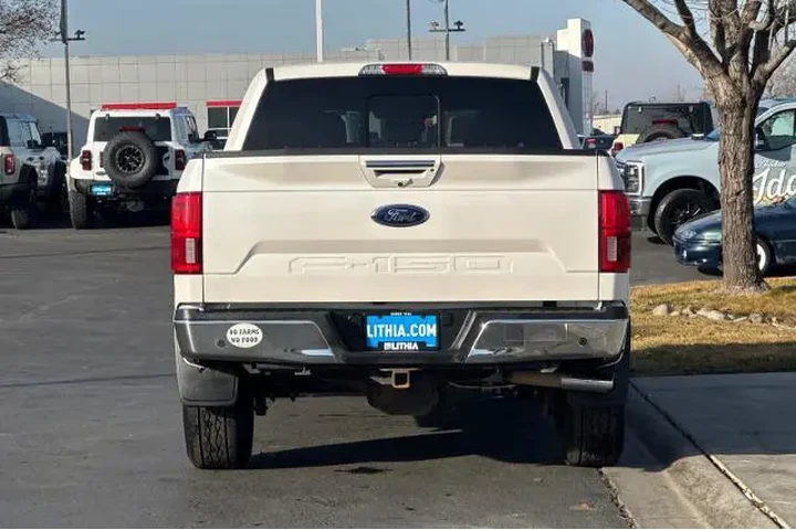 $33995 : Ford F-150 2019 4x4 Lariat 4 image 7