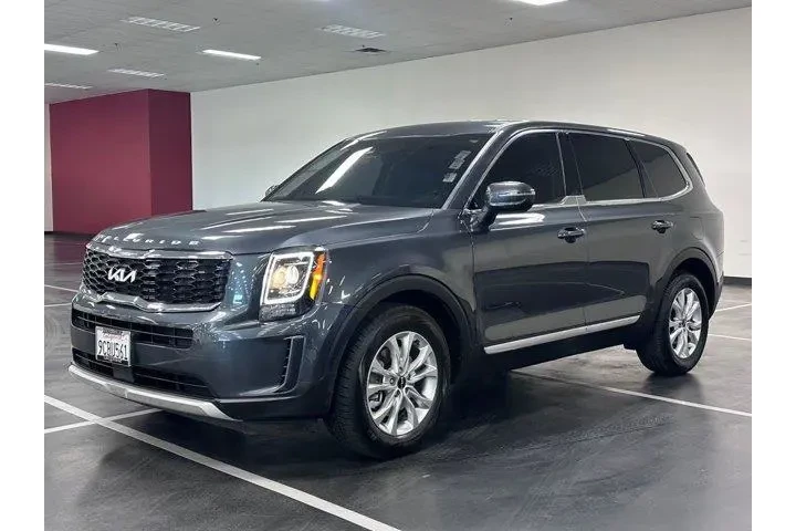$26876 : Kia Telluride 2022 LX 4dr SU image 10