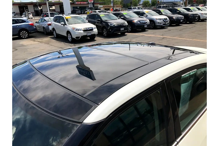 $13990 : 2016 Maxima 3.5 Platinum image 9