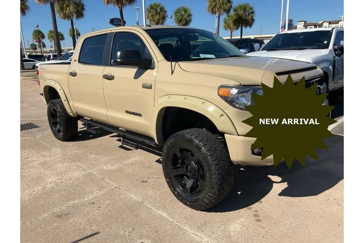 $35991 : Toyota Tundra 2017 4x4 SR5 4 image 2