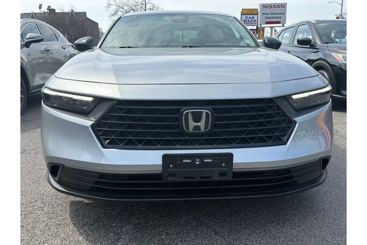 $24990 : Honda Accord Hybrid 2023 Spo image 2
