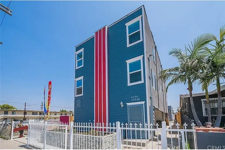 $3095 : Beautiful Home 3B/2B image 1