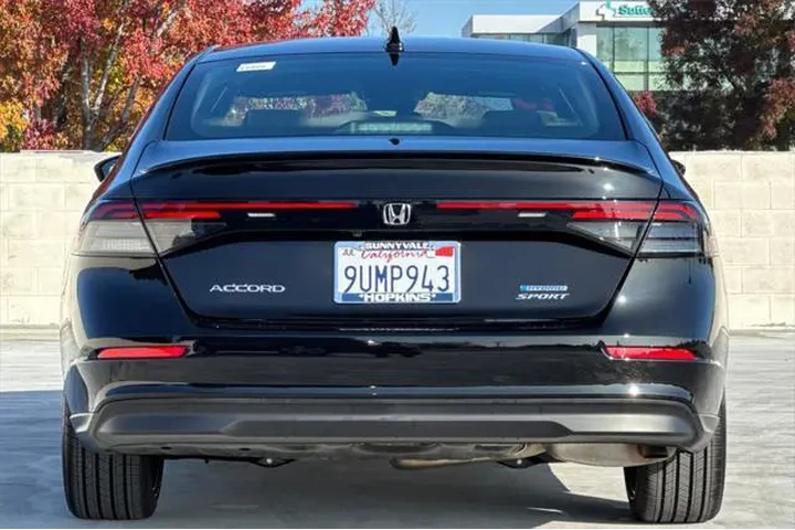 $30523 : Honda Accord Hybrid 2025 Spo image 4