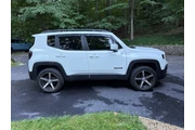 $5500 : 2016 Renegade Latitude 4x4 thumbnail