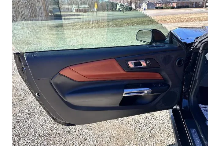 $29595 : Ford Mustang 2024 EcoBoost P image 8