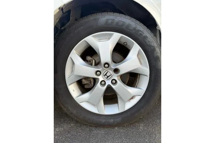 $11000 : Honda Crosstour 2012 EX-L V6 image 2