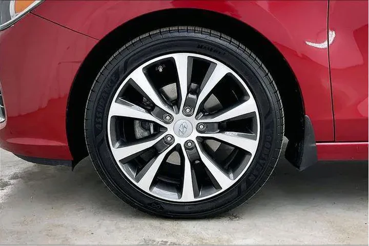 $14490 : Hyundai ELANTRA GT 2018 4dr image 10