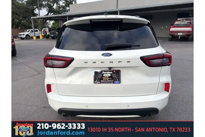 $23265 : Ford Escape 2023 ST-Line 4dr image 7