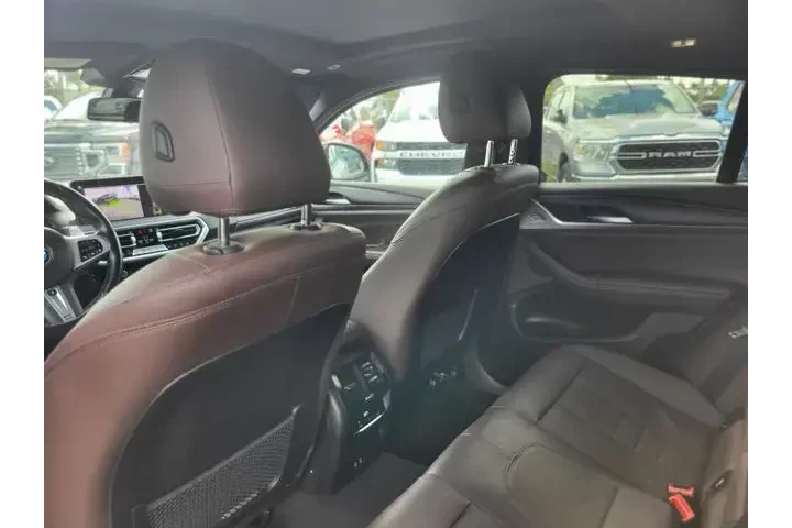 $37991 : BMW X4 2022 AWD xDrive30i 4d image 9