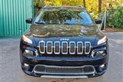 $21000 : 2018 Cherokee Overland 4x4 thumbnail