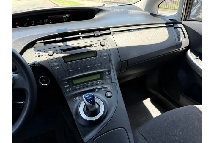 $6950 : Toyota prius 2011 image 9