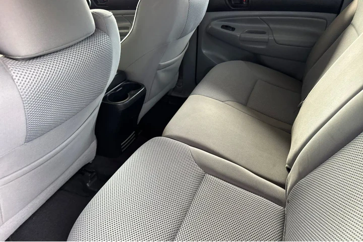 $24000 : Toyota Tacoma 2013 4x4 V6 4d image 7