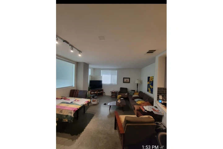 $1200 : Un cuarto con todo incluido image 5