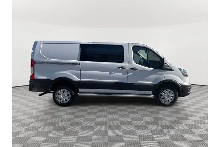 $30884 : Ford Transit 2024 250 3dr SW image 8