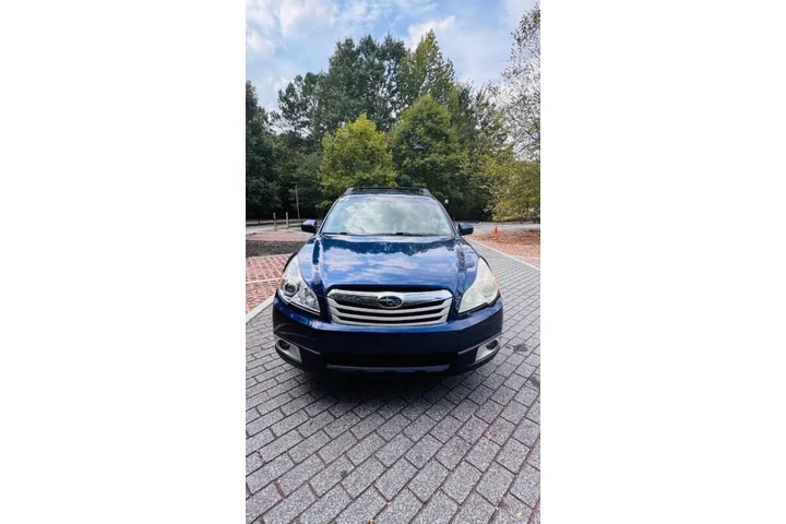 $4499 : 2011 Outback 2.5i Premium image 9
