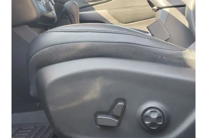 $13900 : Jeep Cherokee 2021 4x4 Latit image 6