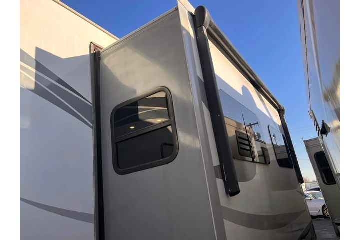 2019 HIGHLAND RIDGE RV OPEN R image 8