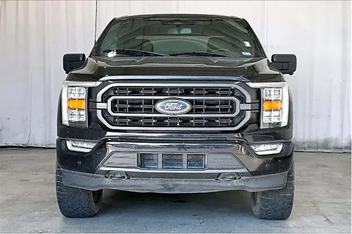 $32931 : Ford F-150 2022 4x4 XLT 4dr image 3