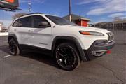 $18298 : 2018 Cherokee Trailhawk thumbnail