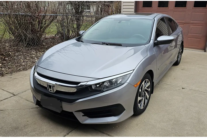 $8000 : 2016 Honda Civic EX image 2