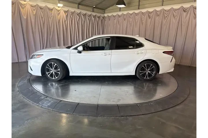 $15999 : Toyota Camry 2019 SE 4dr Sed image 6