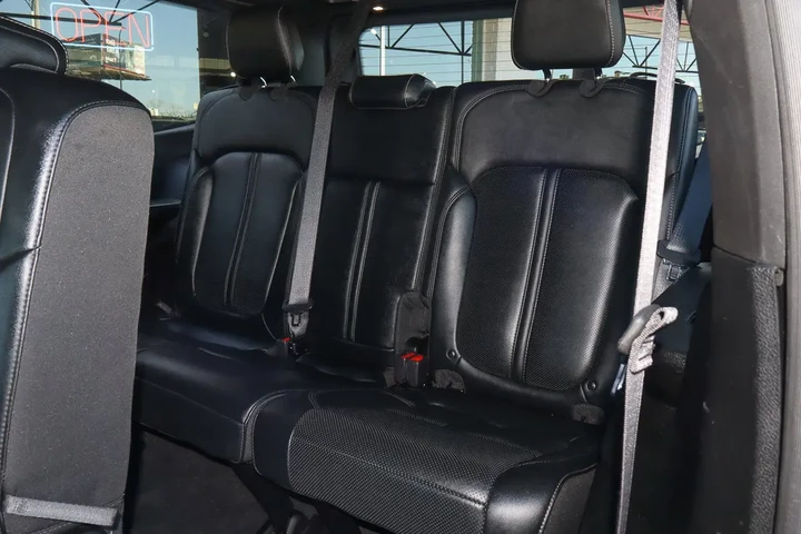 $33988 : 2022 Wagoneer Series II 4x4 image 9