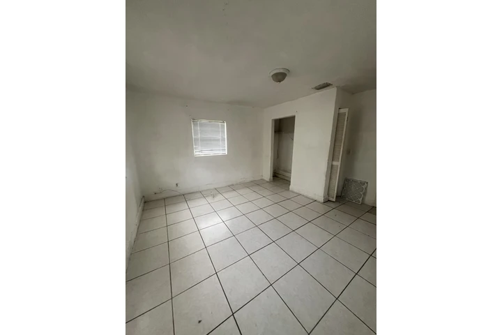 $1900 : Rento Apt 2habitaciones image 2