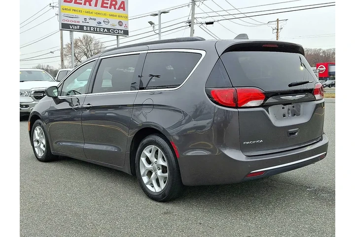 $14599 : Chrysler Pacifica 2018 Touri image 4