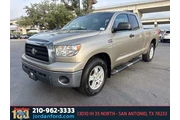 $15297 : Toyota Tundra 2008 4x4 SR5 4 thumbnail