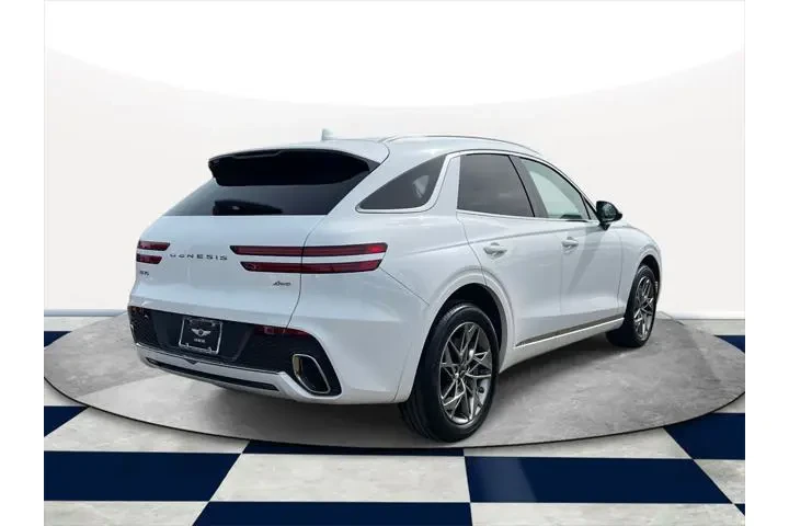 $39909 : Genesis GV70 2024 AWD 2.5T S image 5