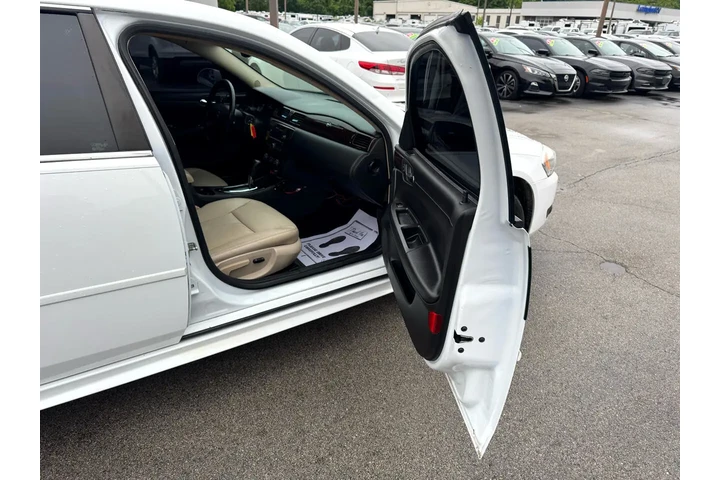 $4900 : 2012 Impala 4dr Sdn LTZ image 8