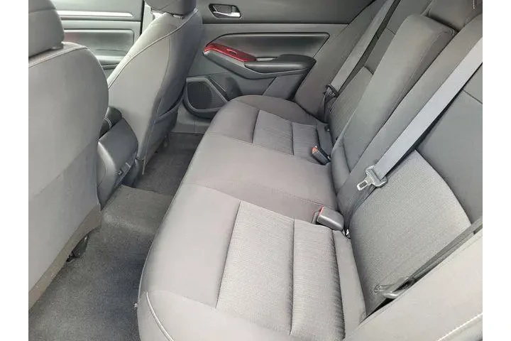 $19500 : Nissan Altima 2022 2.5 SV 4d image 6