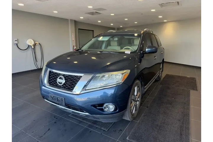 $10984 : Nissan Pathfinder 2014 4x4 S image 1